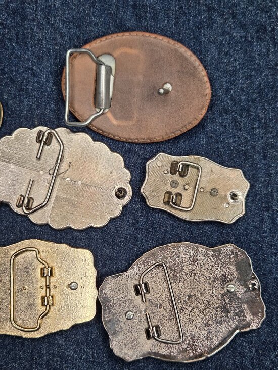 Lot of 7 - Women\'s Wood, Silver, Leather, and Gem Belt Buckles - Vintage main image 14